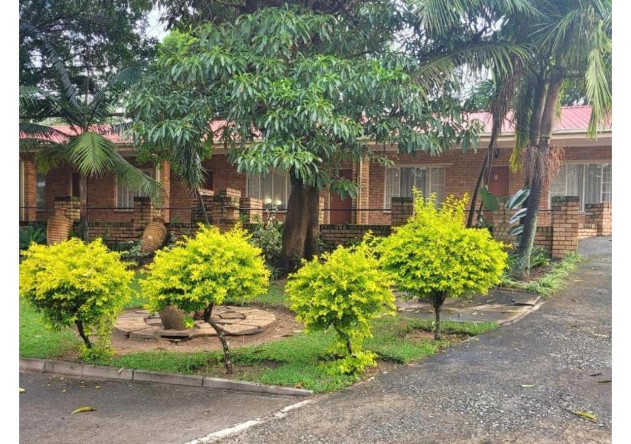 Mumo Lodge Badplaas Extérieur photo